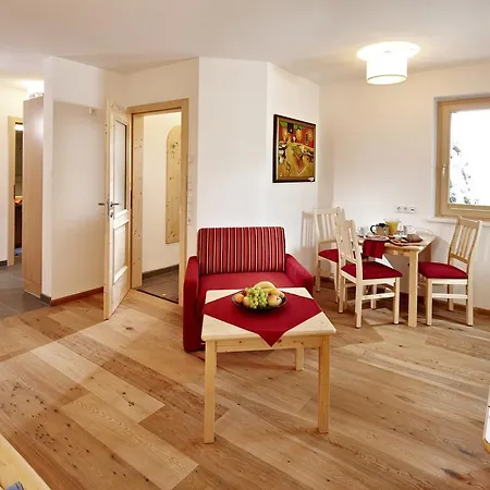 Appartement Waldhaeusl Neukirchen am Grossvenediger Room photo